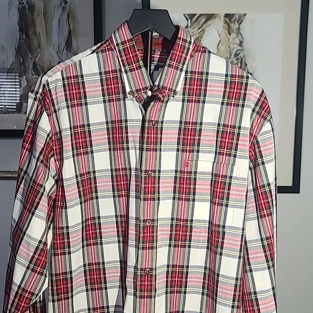 IZOD Heritage Tartan Red & White Plaid Long-Sleeve Button-Down Shirt